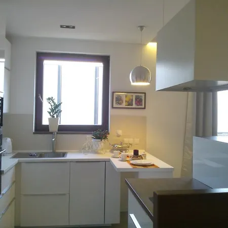 Luxury - Hoza 55 Warszawa